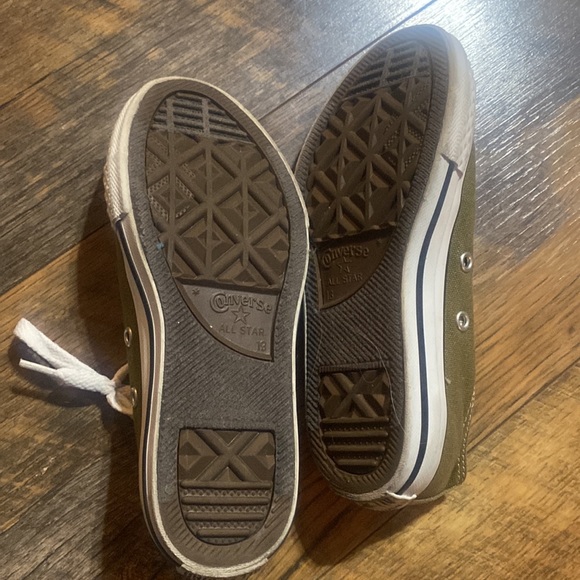 NWOT converse green shoes size 13 - Picture 4 of 4